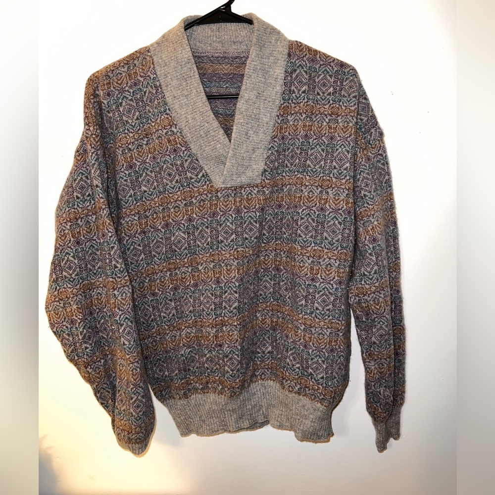 Vintage patterned Knit, 90s grandpa style.